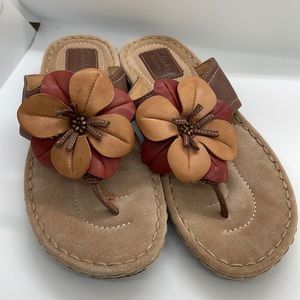 Clarks brown flower sandals size 7 1/5 M